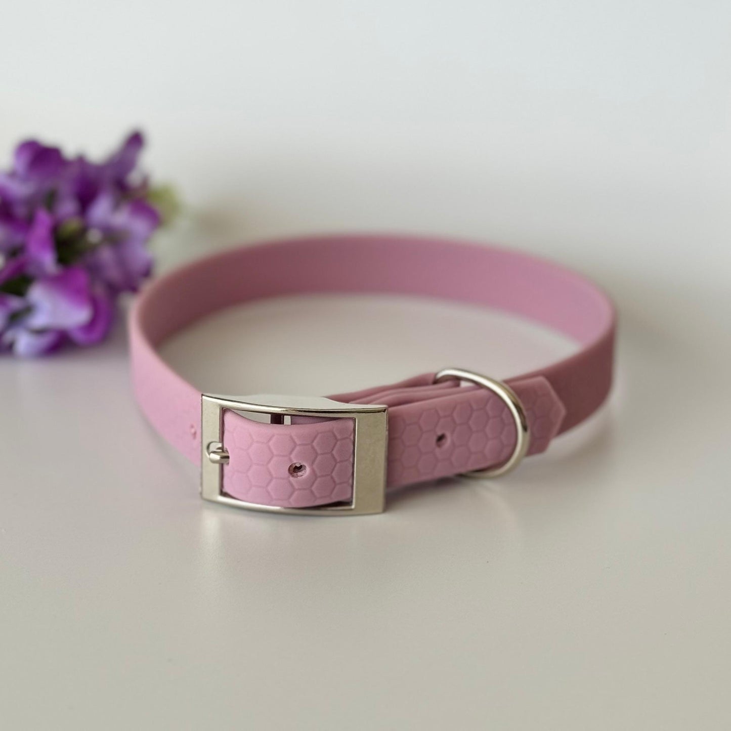 Halsband Hexa Flieder