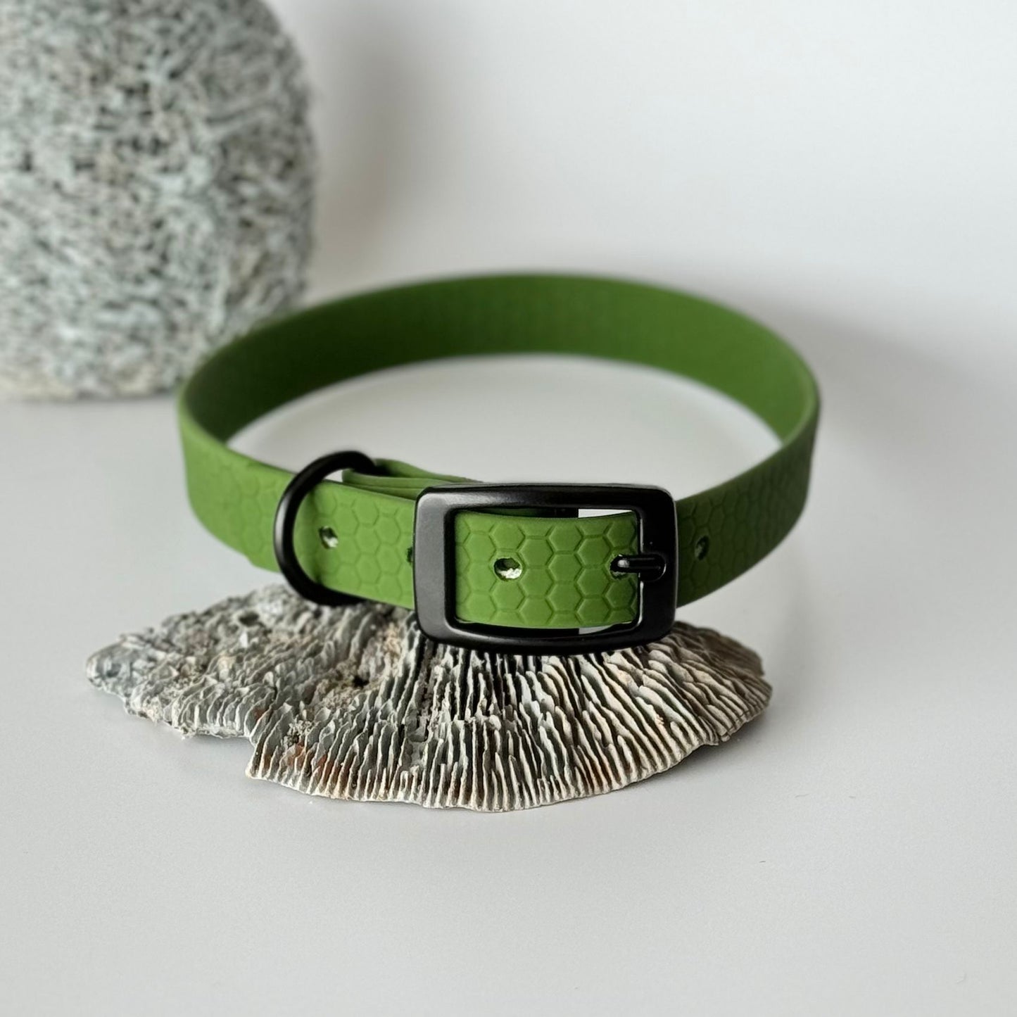 Halsband Hexa Grün