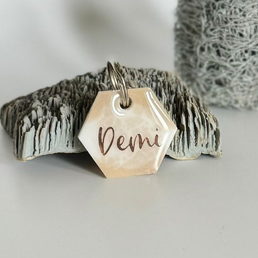 Hundemarke personalisiert Coffee Polygon