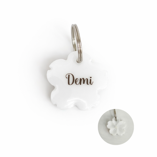 Namensmarke personalisiert Blume Weiß